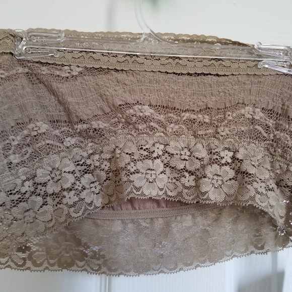 Free People Stretch Lace Bandeau Bra Top NEW - Picture 8 of 8